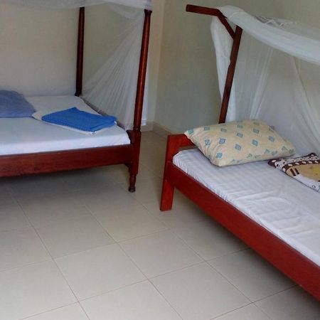 Hotel Knowledge For Change House Fort Portal Exterior foto